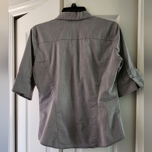 Women's New York & Company Short Sleeve Button Down Shirt - Size S - Picture 2 of 6